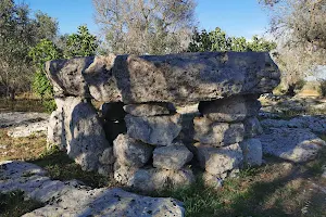 Dolmen Li Scusi image