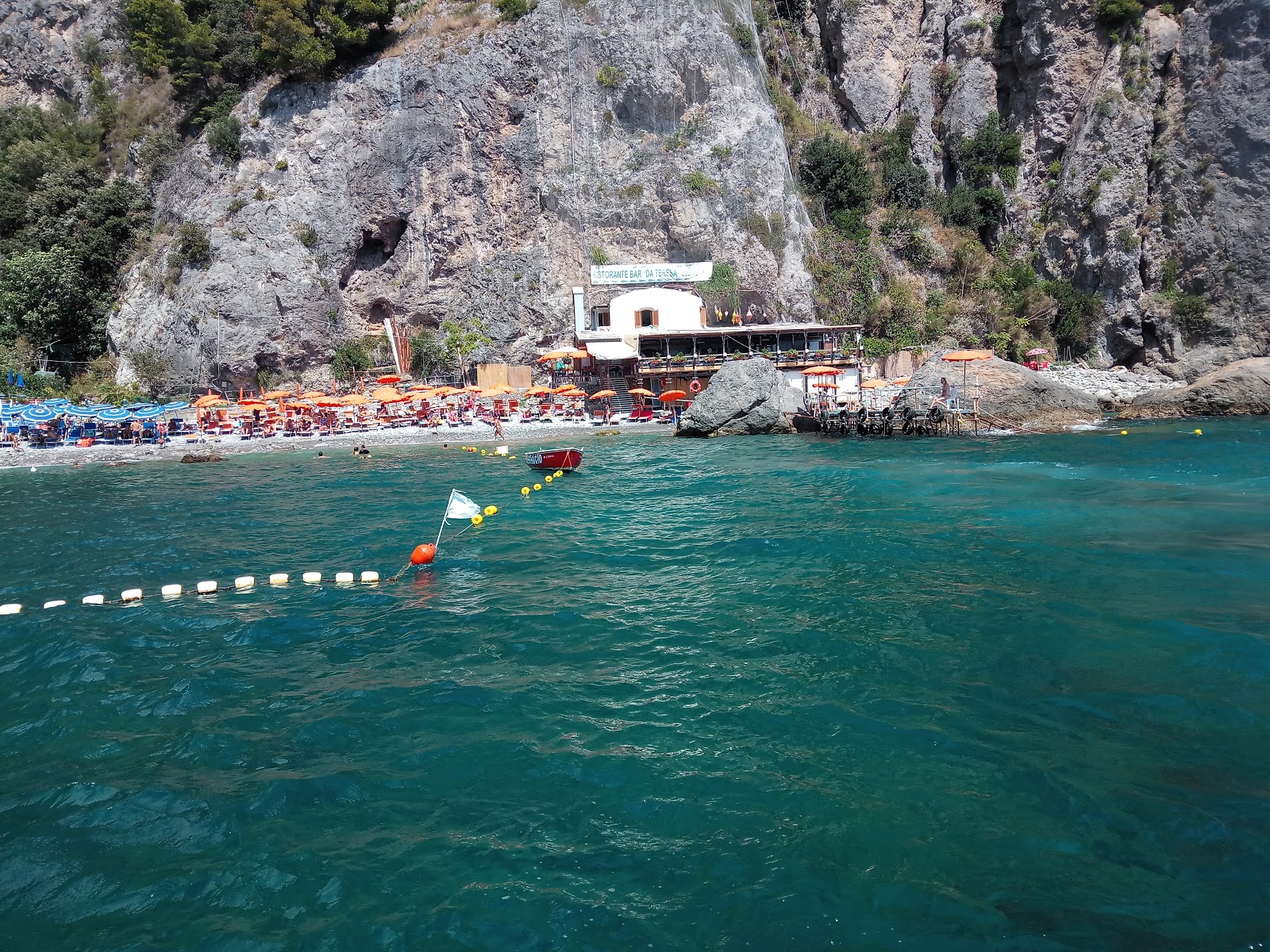 Φωτογραφία του Santa Croce Beach και η εγκατάσταση