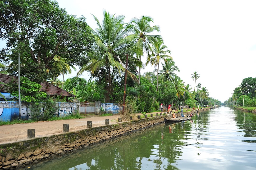 Thalakkat Temple (തലക്കാട്ട് ക്ഷേത്രം)