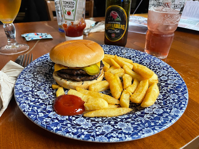 Reviews of The Paramount - JD Wetherspoon in Manchester - Pub