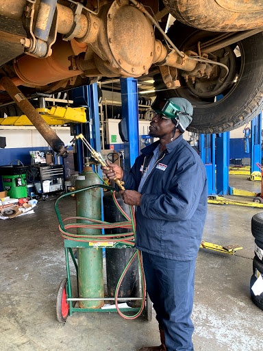 Car Repair and Maintenance «Pep Boys Auto Service & Tire», reviews and photos, 1749 E Main St, Prattville, AL 36066, USA