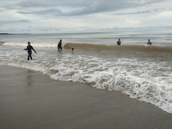 Parapat Makuau Tungku Beach