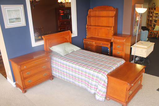 Thrift Store «Youth for Christ Store & Donation Center», reviews and photos, 11124 Chicago Dr, Zeeland, MI 49464, USA