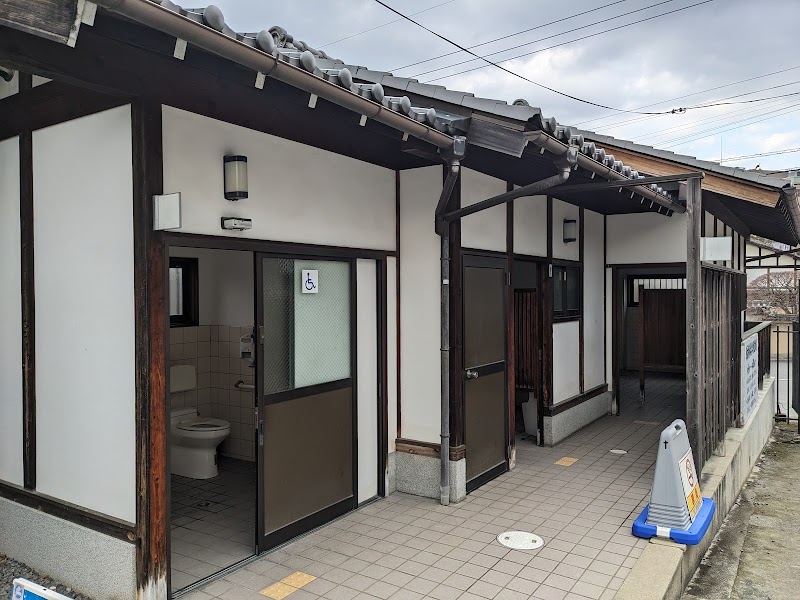 東福寺参拝者専用北駐車場トイレ