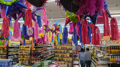 Grocery Store «Supermercado Guanajuato», reviews and photos, 6201 Preston Hwy, Louisville, KY 40219, USA