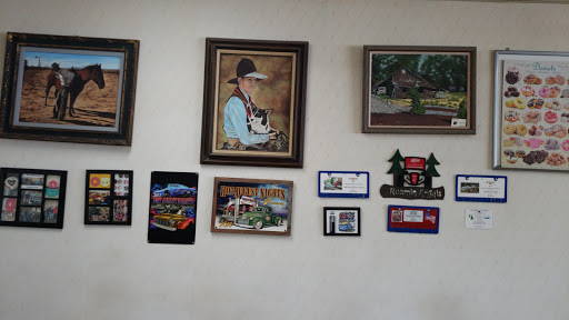 Donut Shop «Daily Donut», reviews and photos, 117 W McKnight Way # B, Grass Valley, CA 95949, USA