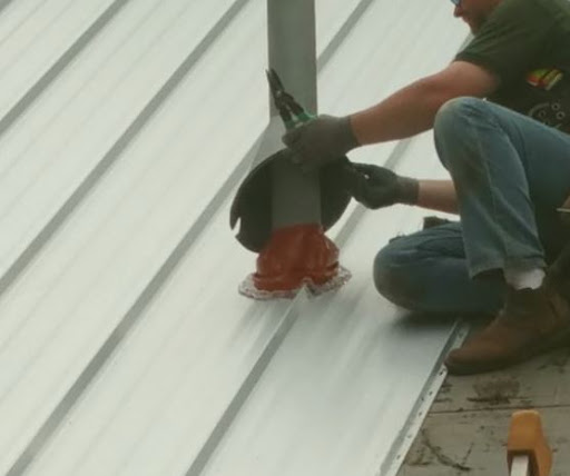 Roofing Contractor «Carolina Storm Roofing», reviews and photos, 11809 5 Cedars Rd, Charlotte, NC 28226, USA