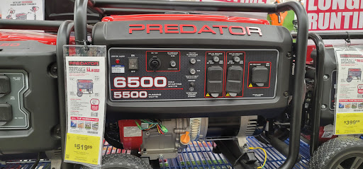 Hardware Store «Harbor Freight Tools», reviews and photos, 2658 Peters Creek Pkwy, Winston-Salem, NC 27127, USA