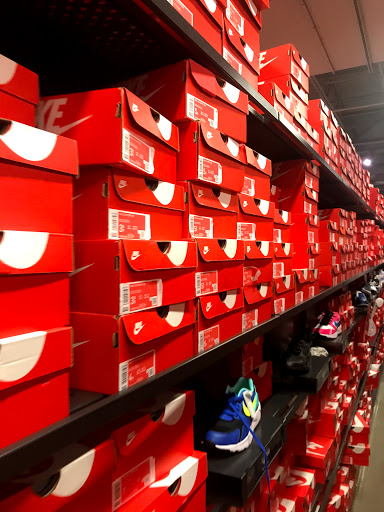 Clothing Store «Nike Factory Store», reviews and photos, 651 Kapkowski Rd #150, Elizabeth, NJ 07201, USA