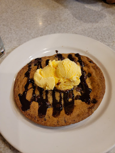 Shopping Mall «The Westover Gallery of Shops», reviews and photos, 1420 Westover Terrace, Greensboro, NC 27408, USA