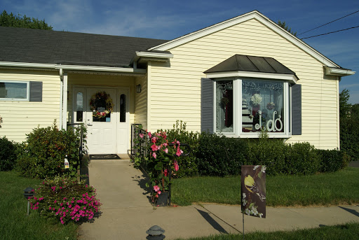 Floral Expressions, 490 Buckland Rd, South Windsor, CT 06074, USA, 