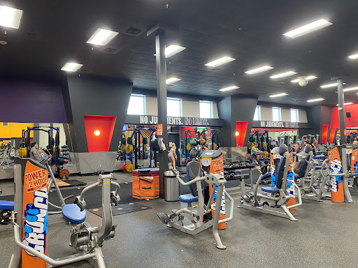Health Club «Crunch - Carrollwood», reviews and photos, 15798 N Dale Mabry Hwy, Tampa, FL 33618, USA