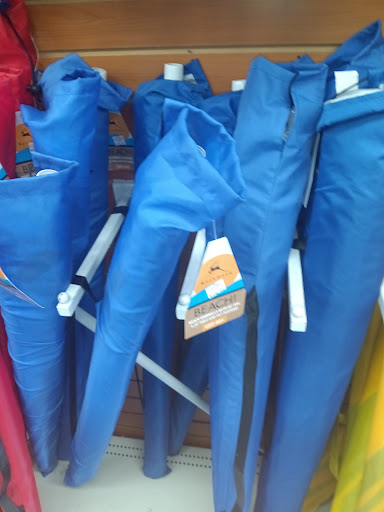 Department Store «Lot-less Closeouts», reviews and photos, 3155 Amboy Rd, Staten Island, NY 10306, USA