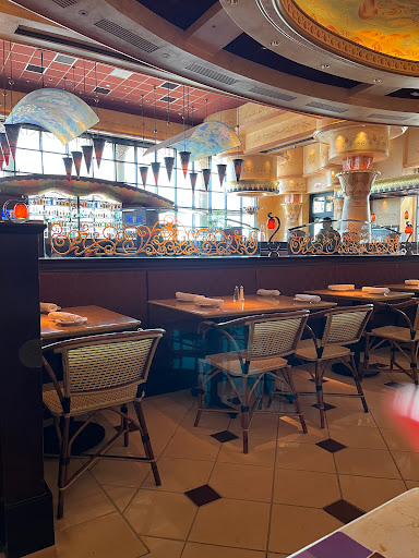 Restaurant «The Cheesecake Factory», reviews and photos, 2028 Chesterfield Center, Chesterfield, MO 63017, USA