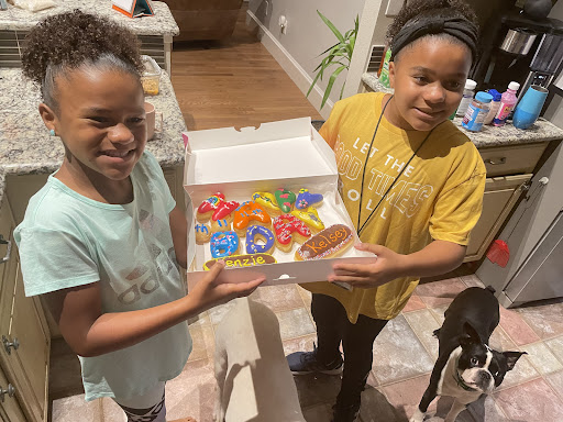 Donut Shop «Donut House», reviews and photos, 515 S Carrier Pkwy, Grand Prairie, TX 75051, USA