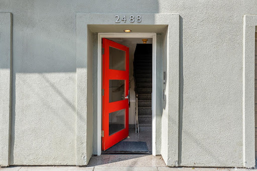 Mosaik Real Estate image