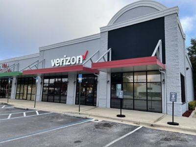 Cell Phone Store «Verizon», reviews and photos, 575 Beal Pkwy NW, Fort Walton Beach, FL 32548, USA