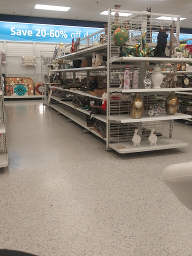 Clothing Store «Ross Dress for Less», reviews and photos, 6711 Westminster Ave, Westminster, CA 92683, USA