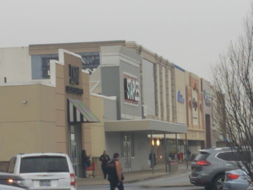 Office Supply Store «Staples», reviews and photos, 345 Rockaway Turnpike, Lawrence, NY 11559, USA