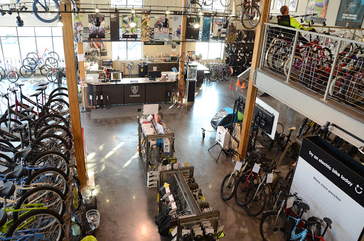 Bicycle Store «Madison & Davis Bicycle Shop», reviews and photos, 912 S 8th St, Quincy, IL 62301, USA