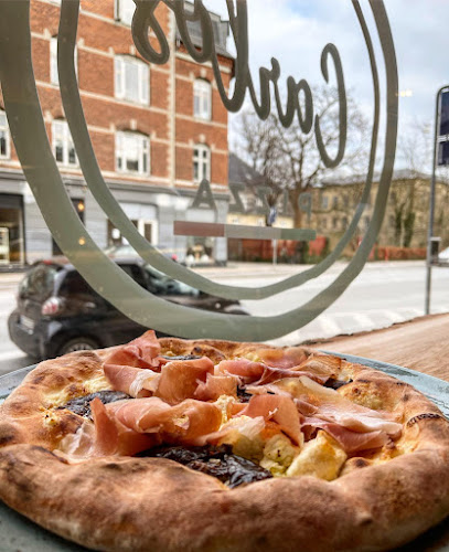 Anmeldelser af Carlo's Pizza i Nørrebro - Pizza