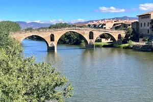 Puente románico de Puente la Reina image