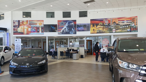 Toyota Dealer «Haley Toyota of Roanoke», reviews and photos, 1530 Courtland Rd NE, Roanoke, VA 24012, USA