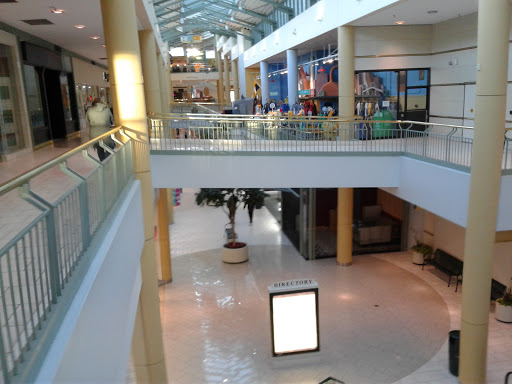 Shopping Mall «The Shops of Grand Avenue», reviews and photos, 275 W Wisconsin Ave, Milwaukee, WI 53203, USA