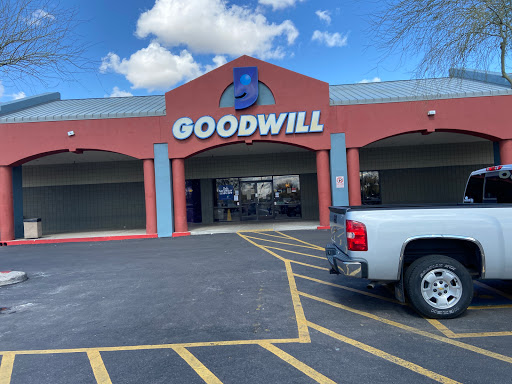 Thrift Store «Goodwill», reviews and photos