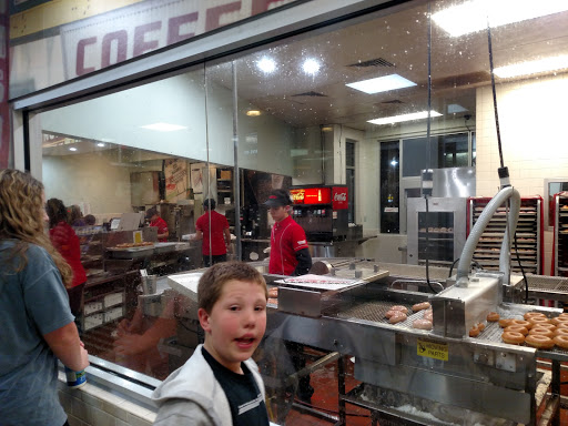 Bakery «Krispy Kreme Doughnuts», reviews and photos, 1911 4 Seasons Blvd, Hendersonville, NC 28792, USA