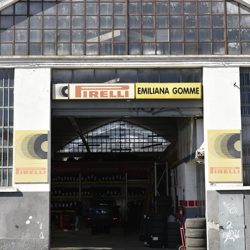 New Emiliana Gomme SRL - Drivers Center Pirelli