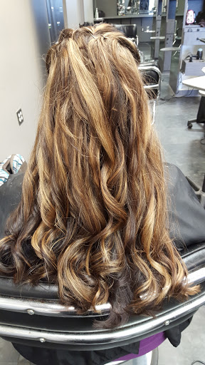 Beauty Salon «ClipZone Salon and Spa», reviews and photos, 1913 C St, Anderson, IN 46016, USA