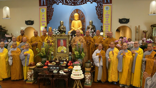 Chùa Đông Hưng- Buddhist Education Center - Dong Hung Temple