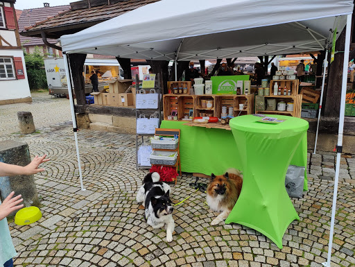 Naturfutter Metzingen/Reico unter Metzingen, 
