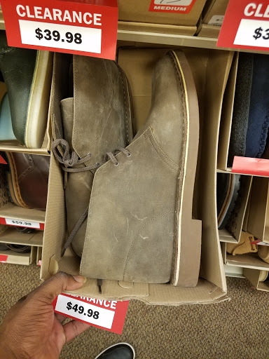 Shoe Store «Clarks Bostonian Outlet», reviews and photos, 30 Center Square, Hanover, PA 17331, USA