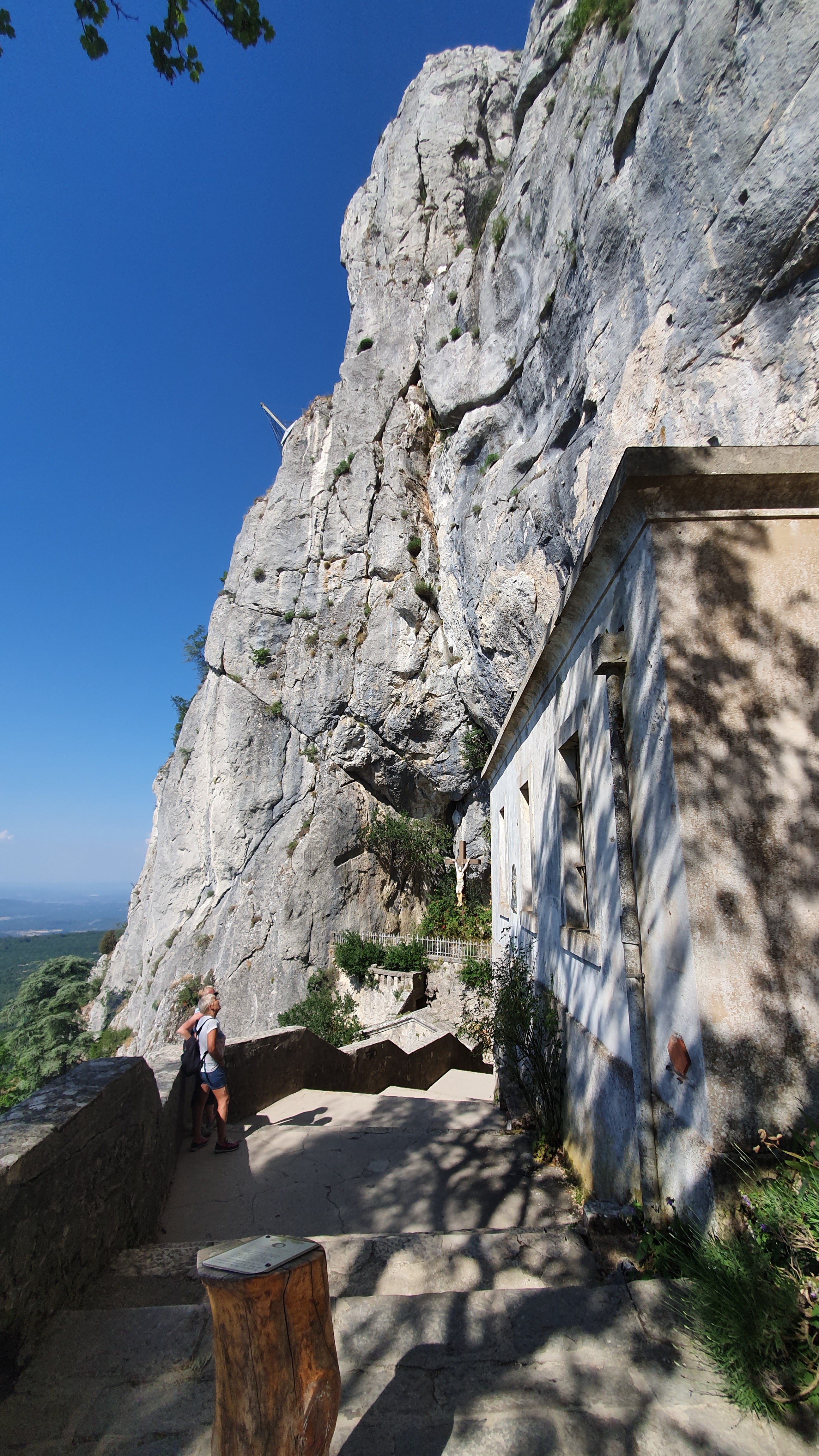 Photo n° 1 de l'avis de Adam.. fait le 03/07/2019 à 07:01