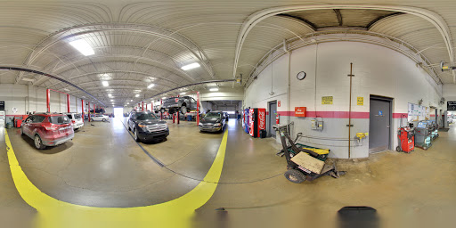 Car Dealer «Bill Brown Ford», reviews and photos, 32222 Plymouth Rd, Livonia, MI 48150, USA