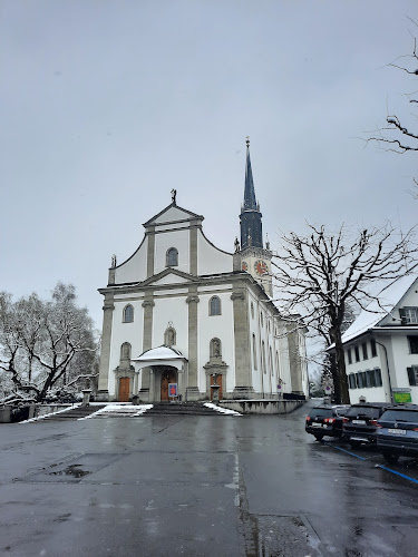 Rezensionen über Katholische Kirche St. Jakob in Zug - Kirche