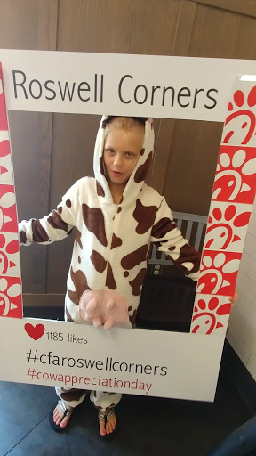 Fast Food Restaurant «Chick-fil-A», reviews and photos, 1185 Woodstock Rd, Roswell, GA 30075, USA