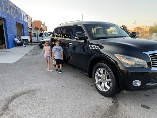 Deluxe Carwash & Auto Detailing en El Paso