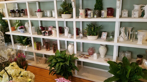 Florist «Agnew Florist-Watertown», reviews and photos, 587 Main St, Watertown, CT 06795, USA