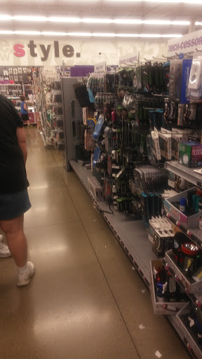 Variety Store «Five Below», reviews and photos, 10701 Blacklick-Eastern Rd NW, Pickerington, OH 43147, USA