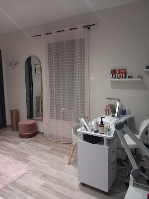 Institut de beauté Les douceurs d'Anaïs à Thil