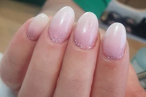 S-clusive nails & beauty image