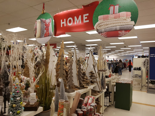 Shopping Mall «Blue Star Shopping Center», reviews and photos, 1701 US-22, Watchung, NJ 07069, USA