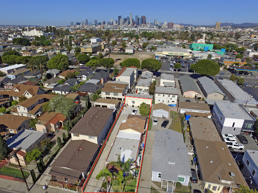 Danny Navarro Real Estate Group image