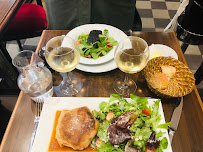 Plats et boissons du Restaurant français Le Petit Saint-Benoit à Paris - n°18
