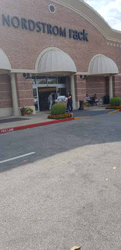 Department Store «Nordstrom Rack Centre at Post Oak», reviews and photos, 5000 Westheimer Rd #500, Houston, TX 77056, USA