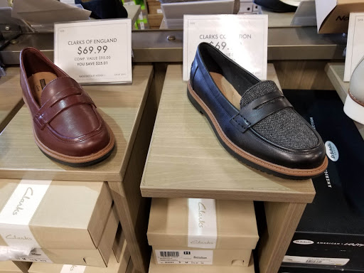 Shoe Store «DSW Designer Shoe Warehouse», reviews and photos, 5207 Brodie Lane, Sunset Valley, TX 78745, USA