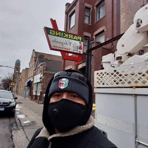 Grocery Store «La Chiquita Supermarket», reviews and photos, 3555 W 26th St, Chicago, IL 60623, USA